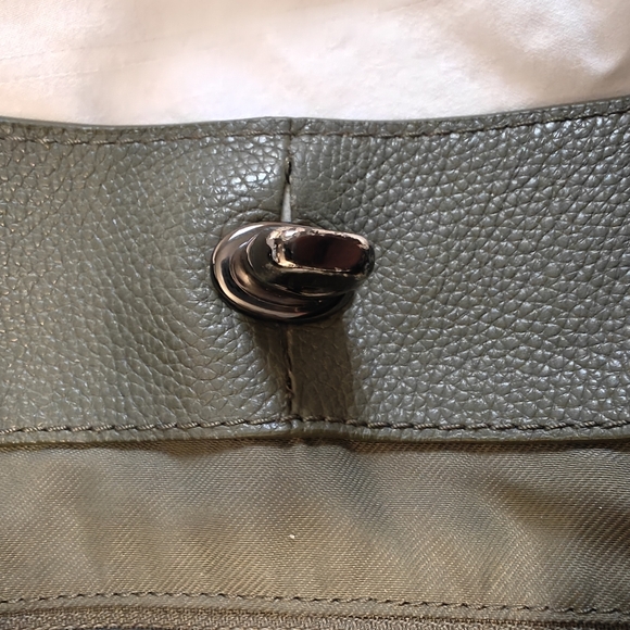 Excluded from Promotion- Coach Edie Turnlock - Picture 8 of 13